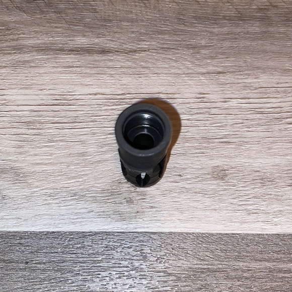 Heckler and Koch 417 or MR762 Flash Hider. - Picture 2 of 5